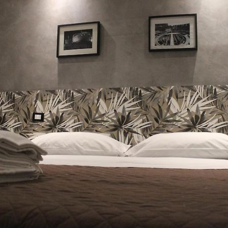 ローマ Favorit Bed & Breakfast エクステリア 写真